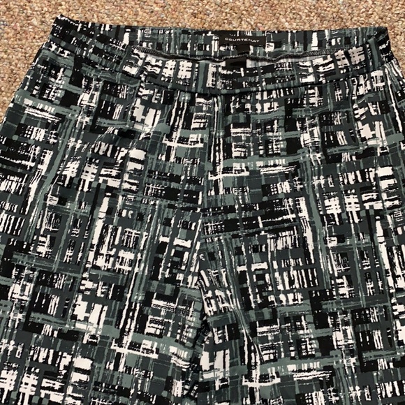 Courtenay Gray/ Black block patch high waste/ wide legs pants - Size medium Tall - Picture 3 of 11